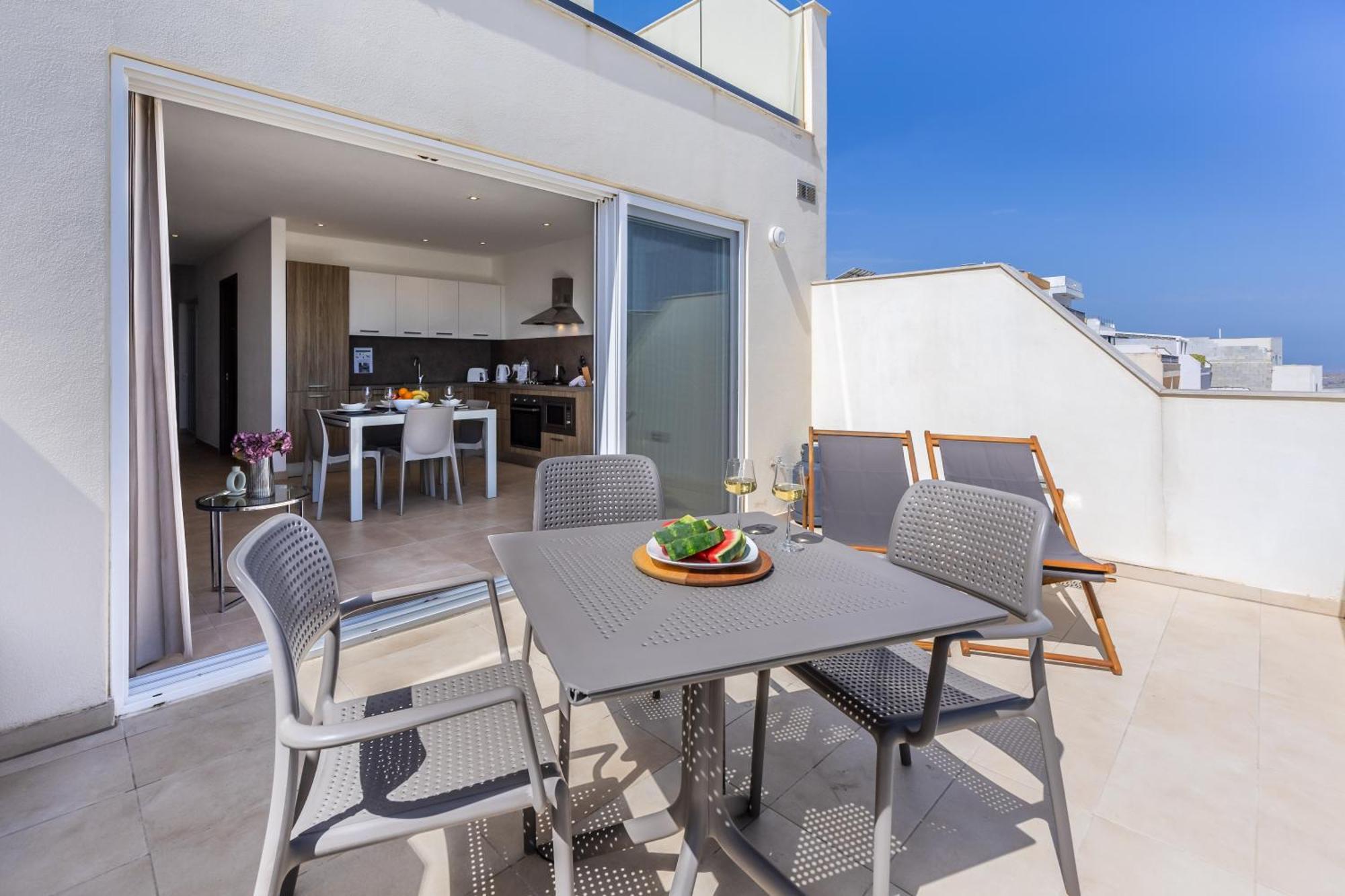 Fl7 Thelodge-Amazing View W Big Terrace By Homely Mellieha Bagian luar foto